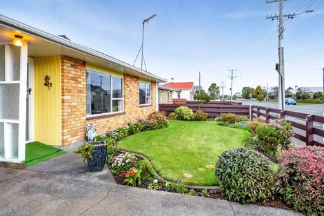 Photo of property in 46 Argyle Street, Hawera, 4610