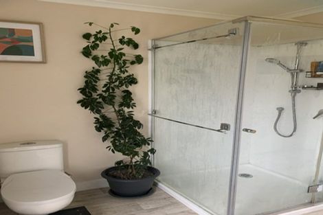 Photo of property in 1 Frood Street, Bulls, 4818