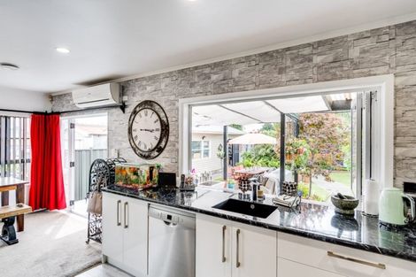 Photo of property in 3 Nikau Street, Taradale, Napier, 4112