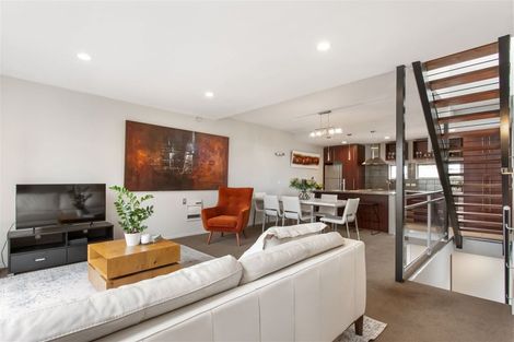 Photo of property in 2/117 Canon Street, Edgeware, Christchurch, 8013