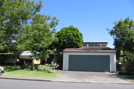 Photo of property in 2 Kauri Glen Road, Birkenhead, Auckland, 0626
