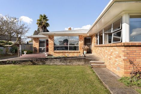 Photo of property in 84 Shakespeare Street, Leamington, Cambridge, 3432