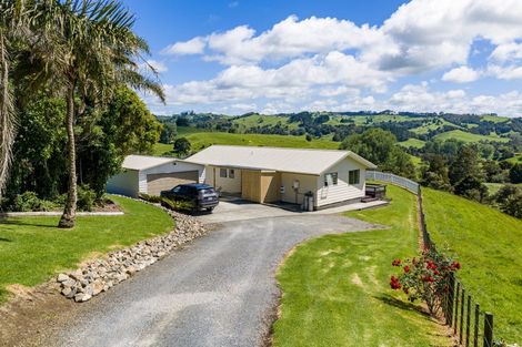 Photo of property in 1822 State Highway 12, Paparoa, 0571
