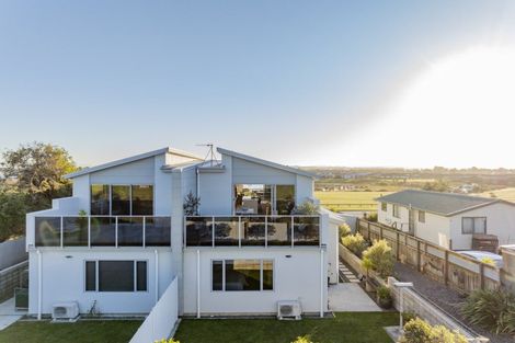 Photo of property in 136b Te Awa Avenue, Te Awa, Napier, 4110