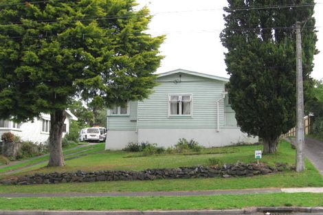 Photo of property in 109 Glendale Road, Glen Eden, Auckland, 0602