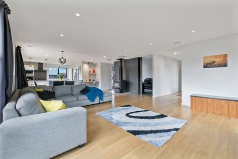 Photo of property in 31 Kingsdowne Drive, West Melton, 7618