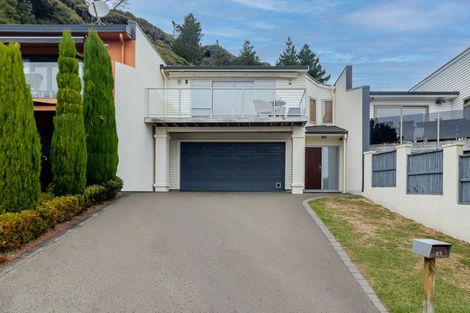 Photo of property in 22 Paremata Drive, Paremata, Porirua, 5024