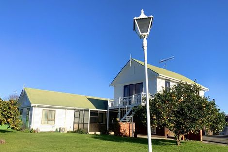 Photo of property in 10 Byrd Street, Levin, 5510