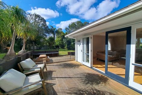 Photo of property in 26 Fordham Street, Beach Haven, Auckland, 0626