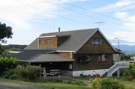 Photo of property in 41 Cumberland Street, Leigh, 0985