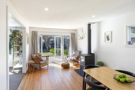 Photo of property in 39 Manor Place, Bryndwr, Christchurch, 8053