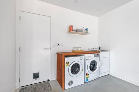 Photo of property in 27 Smith Street, Lepperton, New Plymouth, 4373