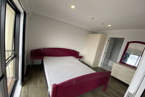 Photo of property in The Rennaissance, 5j/18 Ronwood Avenue, Manukau, Auckland, 2104