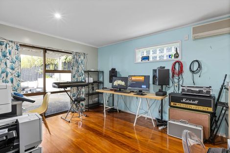 Photo of property in 21 Awatere Place, Snells Beach, 0920