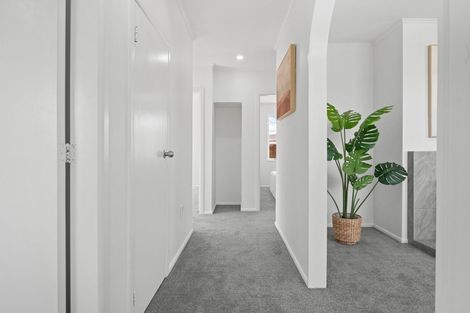 Photo of property in 8 Dalesford Street, Silverdale, Hamilton, 3216