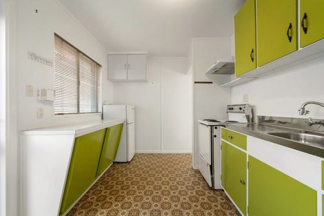Photo of property in Mahora Court Flats, 25 Mahora Street, Kilbirnie, Wellington, 6022