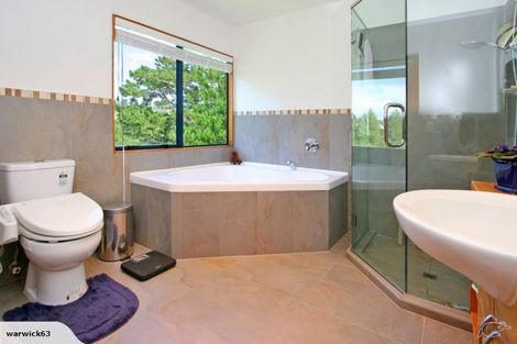 Photo of property in 60 Elmore Road, Lucas Heights, Albany, 0793