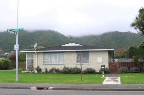 Photo of property in 7a Belvedere Avenue, Waikanae, 5036