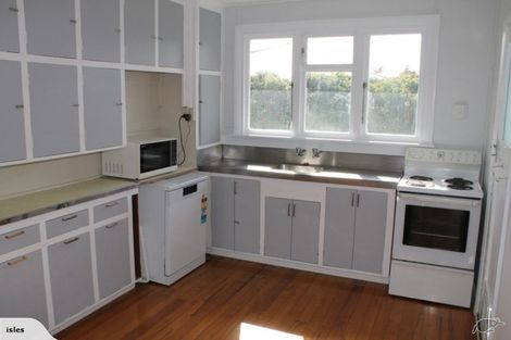 Photo of property in 205 Omata Road, Spotswood, New Plymouth, 4310