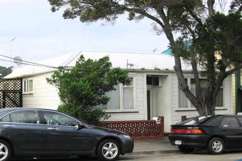 Photo of property in 16 Normanby Street, Newtown, Wellington, 6021
