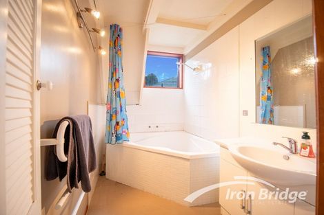 Photo of property in 1/104a Manuka Road, Bayview, Auckland, 0629