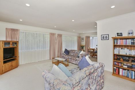Photo of property in 10 Kororako Grove, Whalers Gate, New Plymouth, 4310