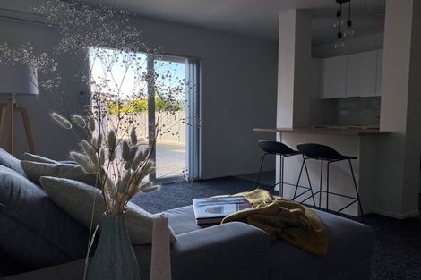 Photo of property in 6b Seaview Road, Milford, Auckland, 0620