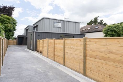 Photo of property in 2/23 Strowan Avenue, Fairfield, Hamilton, 3214