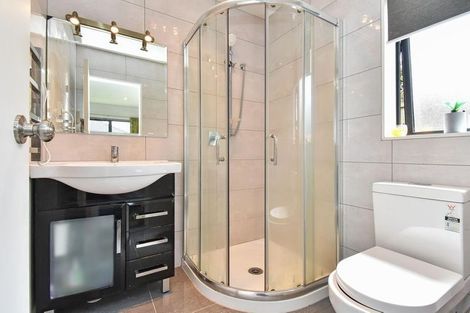 Photo of property in 41d Kelvin Road, Papakura, 2110