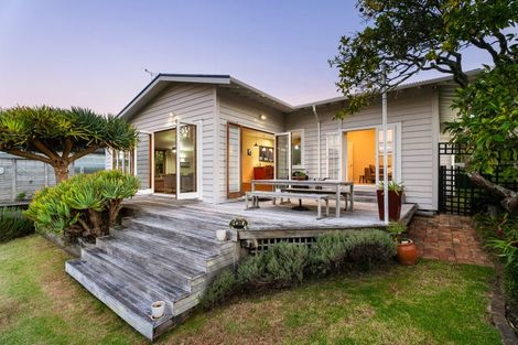 Photo of property in 7 Domett Avenue, Epsom, Auckland, 1023