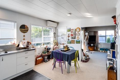 Photo of property in 2/8 Downing Avenue, Pirimai, Napier, 4112