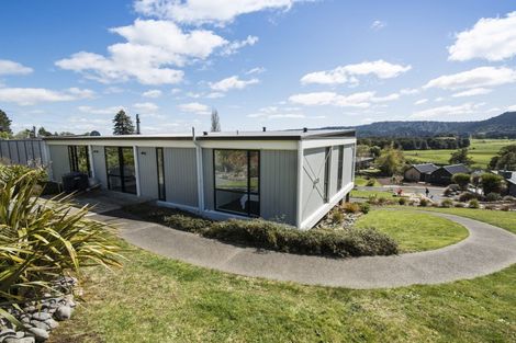 Photo of property in 7 Huia Rise, Ohakune, 4625