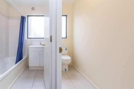 Photo of property in 48a Oxley Avenue, St Albans, Christchurch, 8014