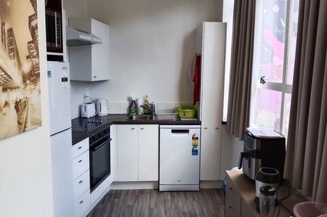 Photo of property in Hume House, 152 The Terrace, Wellington Central, Wellington, 6011