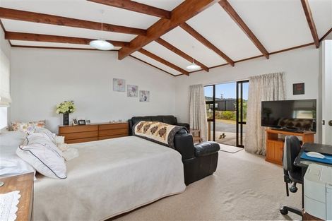 Photo of property in 100 Bellona Road, Whangamata, 3620
