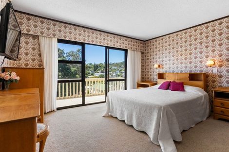 Photo of property in 101 Titiro Place, Onemana, Whangamata, 3691