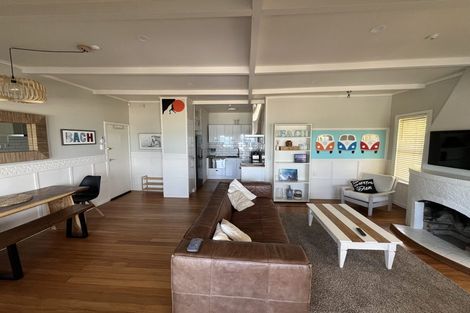 Photo of property in 62 Moana Road, Okitu, Gisborne, 4010