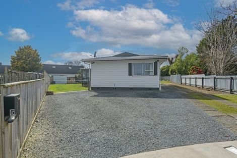 Photo of property in 5 Kirkcaldie Grove, Levin, 5510