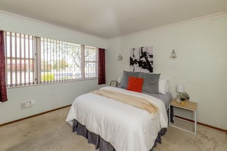 Photo of property in 611 Queen Street East, Levin, 5510