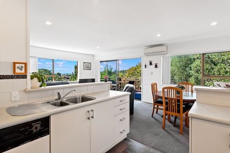 Photo of property in 1/12 Elmira Place, Browns Bay, Auckland, 0630