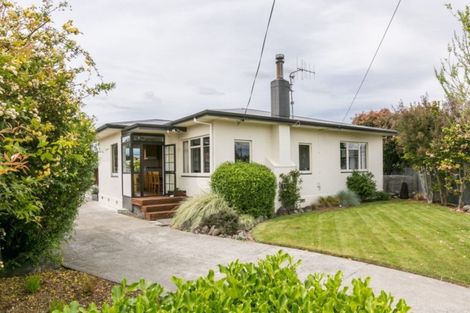 Photo of property in 207 Caroline Place, Mayfair, Hastings, 4122