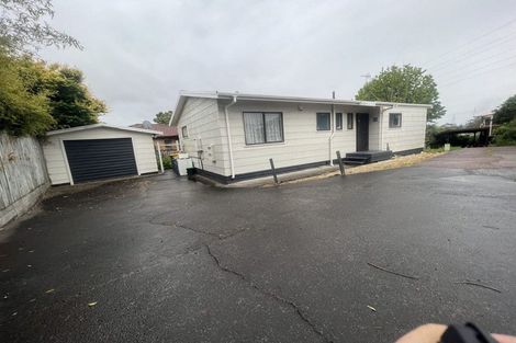 Photo of property in 4/14 Beaubank Road, Kelston, Auckland, 0602