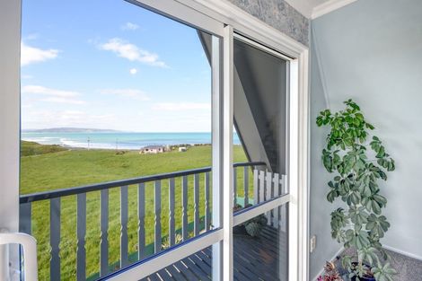 Photo of property in 10 Rimu Street, Kaka Point, Balclutha, 9271