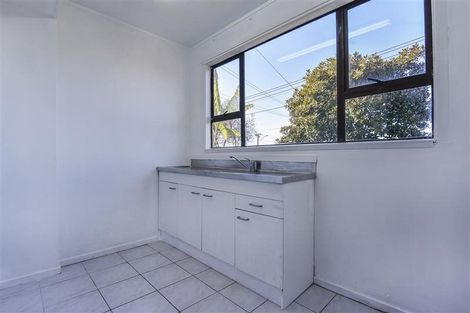 Photo of property in 33 Mount Royal Avenue, Mount Albert, Auckland, 1025