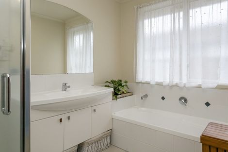 Photo of property in 4 Barbary Close, Wharewaka, Taupo, 3330