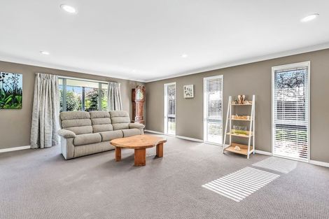 Photo of property in 4 Perrin Place, Darfield, 7510