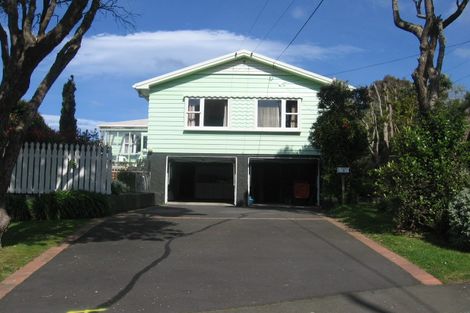 Photo of property in 3 Arapiko Street, Johnsonville, Wellington, 6037