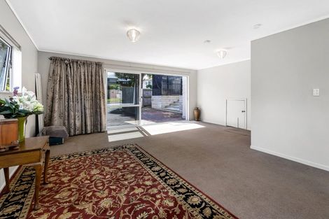 Photo of property in 17 Brandon Road, Manly, Whangaparaoa, 0930