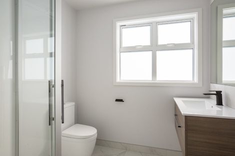 Photo of property in 8 Parekareka Lane, Kenepuru, Porirua, 5022