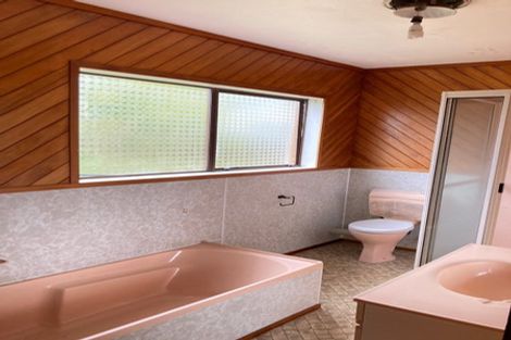 Photo of property in 25 Nui Mana Place, Te Atatu South, Auckland, 0610